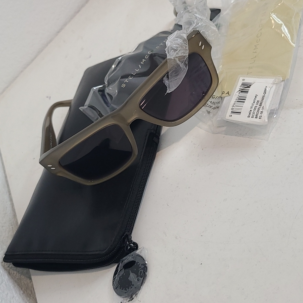 NWOT Stella McCartney sunglasses SC0105S Stella essentials